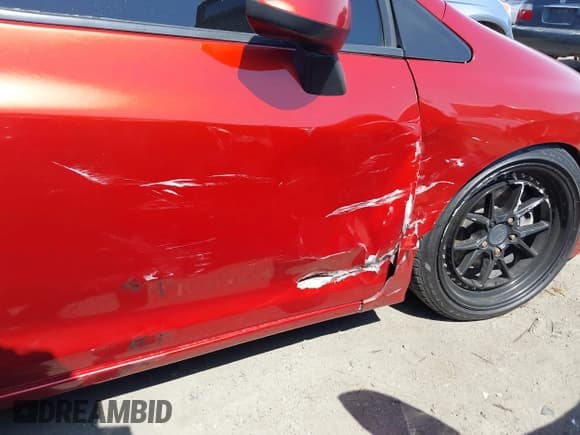 ✅ 2012 Honda Civic Si • VIN: 2HGFG4A58CH703998 • Lot: 42153357. Listed on IAAI with 153,912 mi. Free auction sales archive from the USA and detailed vehicle history report at DreamBid. Image 18.