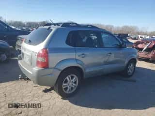 2007 Hyundai Tucson SE z VIN KM8JN72D07U520633, wystawiony jako Copart lot #83490684 z przebiegiem 201 559 mil mil oraz Szkoda całkowita • Salvage title. Historia ofert i sprzedaży dostępna na DreamBid. Obrazek 3.