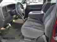 ✅ 2005 Chevrolet Silverado 1500 LS • VIN: 2GCEC19V351284558 • Lot: 70009574. Wystawiony na Copart z przebiegiem 114 355 mil mil. Skorzystaj z bezpłatnego archiwum sprzedaży aukcyjnych z USA i zobacz szczegółowy raport historii pojazdu na DreamBid. Zdjęcie 7.