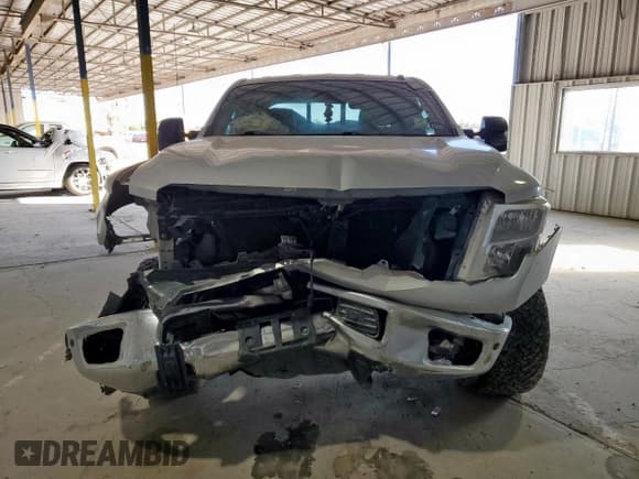 ✅ 2018 Nissan Titan SV • VIN: 1N6BA1F42JN523415 • Lot: 84473295. Wystawiony na Copart z przebiegiem 160 814 mil. Bezpłatny archiwum sprzedaży aukcyjnych z USA i szczegółowy raport historii pojazdu na DreamBid. Zdjęcie 5.