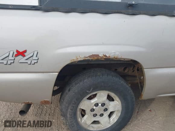 ✅ 2007 Chevrolet Silverado 1500 LT3 • VIN: 1GCEK19B87Z169747 • Lot: 43649227. Listed on IAAI with 188,548 mi. Free auction sales archive from the USA and detailed vehicle history report at DreamBid. Image 12.