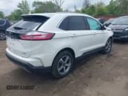 ✅ 2023 Ford Edge SEL • VIN: 2FMPK4J93PBA52725 • Lot: 42265031. Wystawiony na IAAI z przebiegiem 24 793 mil. Bezpłatny archiwum sprzedaży aukcyjnych z USA i szczegółowy raport historii pojazdu na DreamBid. Zdjęcie 4.