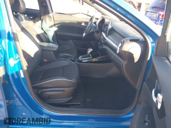 ✅ 2023 Kia Forte GT-Line • VIN: 3KPF54AD2PE525700 • Lot: 43439794. Listed on IAAI with 33,099 mi. Free auction sales archive from the USA and detailed vehicle history report at DreamBid. Image 5.