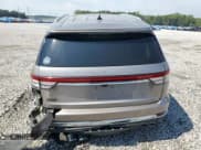 ✅ 2021 Lincoln Aviator Reserve • VIN: 5LM5J7XC2MGL12368 • Lot: 80860235. Wystawiony na Copart z przebiegiem 50 869 mil. Bezpłatny archiwum sprzedaży aukcyjnych z USA i szczegółowy raport historii pojazdu na DreamBid. Zdjęcie 6.