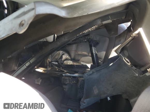 ✅ 2004 Saturn VUE V6 • VIN: 5GZCZ63434S875604 • Lot: 88794985. Wystawiony na Copart z przebiegiem Nie podano. Bezpłatny archiwum sprzedaży aukcyjnych z USA i szczegółowy raport historii pojazdu na DreamBid. Zdjęcie 10.