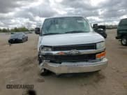 ✅ 2014 Chevrolet Express Passenger LT • VIN: 1GAZG1FG5E1163928 • Lot: 86705695. Wystawiony na Copart z przebiegiem 85 738 mil. Bezpłatny archiwum sprzedaży aukcyjnych z USA i szczegółowy raport historii pojazdu na DreamBid. Zdjęcie 14.