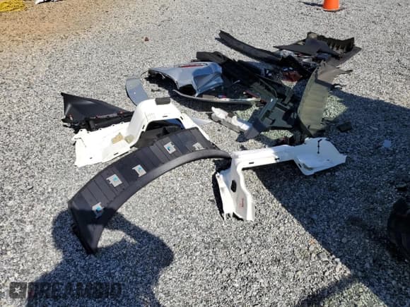 ✅ 2018 Toyota Prius Premium • VIN: JTDKARFP0J3097148 • Lot: 87444165. Wystawiony na Copart z przebiegiem 55 841 mil. Bezpłatny archiwum sprzedaży aukcyjnych z USA i szczegółowy raport historii pojazdu na DreamBid. Zdjęcie 12.