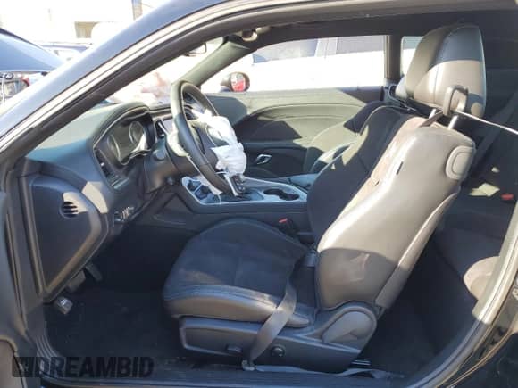 ✅ 2022 Dodge Challenger R/T Scat Pack Widebody • VIN: 2C3CDZFJXNH165065 • Lot: 39550083. Wystawiony na Copart z przebiegiem 3 756 mil mil. Skorzystaj z bezpłatnego archiwum sprzedaży aukcyjnych z USA i zobacz szczegółowy raport historii pojazdu na DreamBid. Zdjęcie 7.