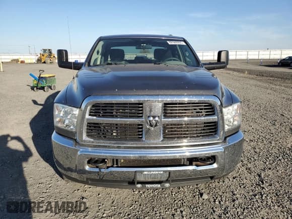 ✅ 2012 Ram 2500 ST • VIN: 3C6UD5CL1CG312733 • Лот: 82360955. Опубликован ранее на Copart с пробегом 97 009 миль. Бесплатный доступ к архиву аукционных продаж из США и подробный отчёт об истории автомобиля на DreamBid. Изображение 5.