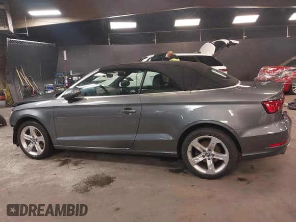✅ 2017 Audi A3 Cabriolet Premium • VIN: WAU78LFF8H1019788 • Lot: 41887525. Listed on IAAI with 86,811 mi. Free auction sales archive from the USA and detailed vehicle history report at DreamBid. Image 15.