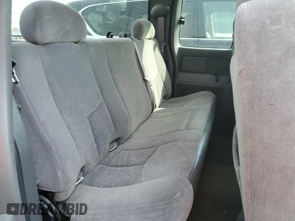 ✅ 2007 Chevrolet Silverado 1500 LT1 • VIN: 1GCEC19Z57Z175693 • Lot: 76831814. Listed on Copart with 195,666 mi. Free auction sales archive from the USA and detailed vehicle history report at DreamBid. Image 10.