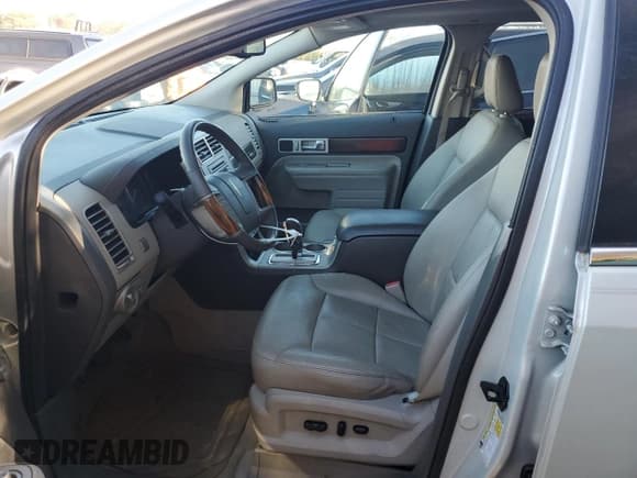 ✅ 2007 Lincoln MKX • VIN: 2LMDU88C87BJ08829 • Lot: 91203535. Listed on Copart with Not provided. Free auction sales archive from the USA and detailed vehicle history report at DreamBid. Image 7.