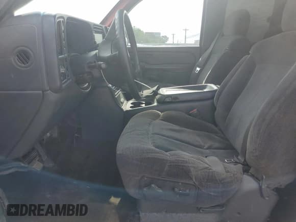 ✅ 1999 Chevrolet Silverado 1500 LT • VIN: 1GCEK19T5XE153098 • Лот: 51516364. Опубликован ранее на Copart с пробегом 257 436 миль. Бесплатный доступ к архиву аукционных продаж из США и подробный отчёт об истории автомобиля на DreamBid. Изображение 7.