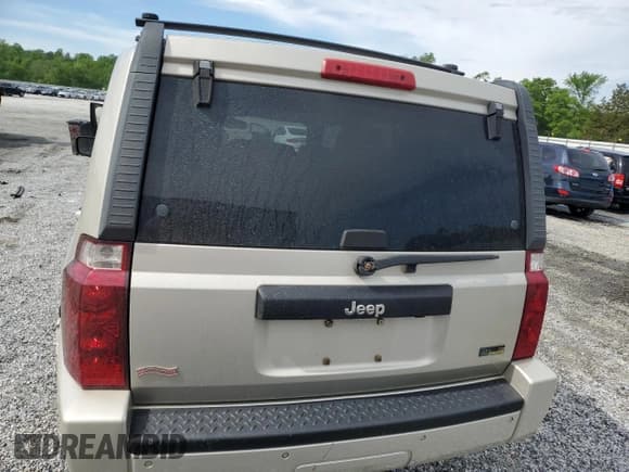 ✅ 2007 Jeep Commander Sport • VIN: 1J8HH48P97C564915 • Лот: 54254485. Опубликован ранее на Copart с пробегом 251 451 миль. Бесплатный доступ к архиву аукционных продаж из США и подробный отчёт об истории автомобиля на DreamBid. Изображение 6.