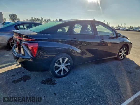 ✅ 2019 Toyota Mirai • VIN: JTDBVRBD4KA006198 • Lot: 93884345. Listed on Copart with Not provided. Free auction sales archive from the USA and detailed vehicle history report at DreamBid. Image 3.