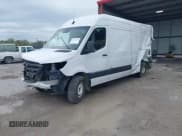 ✅ 2019 Mercedes-Benz Sprinter • VIN: WD3PF1CD7KP105950 • Lot: 41902139. Wystawiony na IAAI z przebiegiem 251 865 mil. Bezpłatny archiwum sprzedaży aukcyjnych z USA i szczegółowy raport historii pojazdu na DreamBid. Zdjęcie 2.