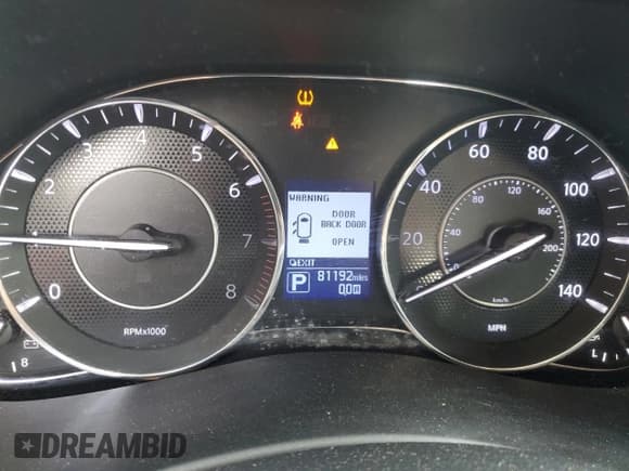 ✅ 2018 Nissan Armada SL • VIN: JN8AY2NC1J9553852 • Лот: 81341285. Опубликован ранее на Copart с пробегом 81 192 миль. Бесплатный доступ к архиву аукционных продаж из США и подробный отчёт об истории автомобиля на DreamBid. Изображение 9.