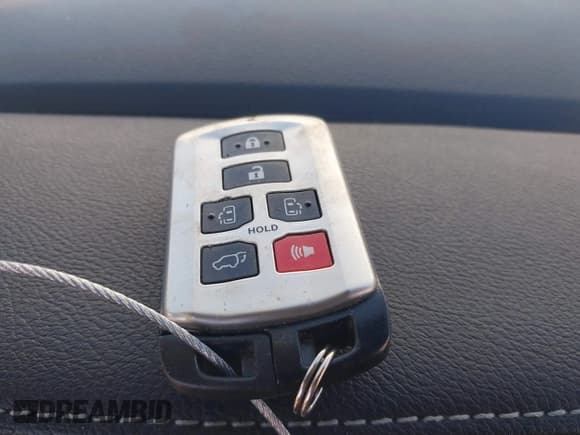 ✅ 2015 Toyota Sienna Limited • VIN: 5TDDK3DC5FS102269 • Лот: 42289229. Опубликован ранее на IAAI с пробегом 108 208 миль. Бесплатный доступ к архиву аукционных продаж из США и подробный отчёт об истории автомобиля на DreamBid. Изображение 11.