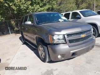 ✅ 2013 Chevrolet Tahoe LT • VIN: 1GNSCBE03DR337582 • Lot: 43650392. Wystawiony na IAAI z przebiegiem Nie podano. Bezpłatny archiwum sprzedaży aukcyjnych z USA i szczegółowy raport historii pojazdu na DreamBid. Zdjęcie 1.