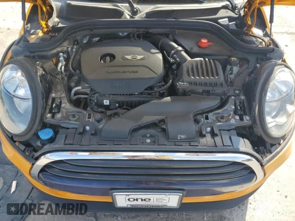 ✅ 2017 MINI Convertible Cooper • VIN: WMWWG5C51H3C19988 • Lot: 68779205. Wystawiony na Copart z przebiegiem 65 985 mil. Bezpłatny archiwum sprzedaży aukcyjnych z USA i szczegółowy raport historii pojazdu na DreamBid. Zdjęcie 12.