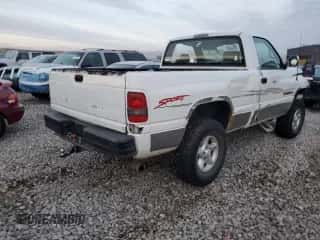 1997 Dodge 1500 с VIN 1B7HF16Y9VJ507503, выставлен на аукционе Copart как лот 85145164 с пробегом 183 045 миль миль и Списание • Salvage title. История ставок и продаж доступна на DreamBid. Изображение 3.