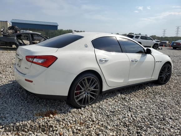 ✅ 2017 Maserati Ghibli S • VIN: ZAM57RSS2H1196478 • Lot: 63527275. Listed on Copart with 75,833 mi. Free auction sales archive from the USA and detailed vehicle history report at DreamBid. Image 3.