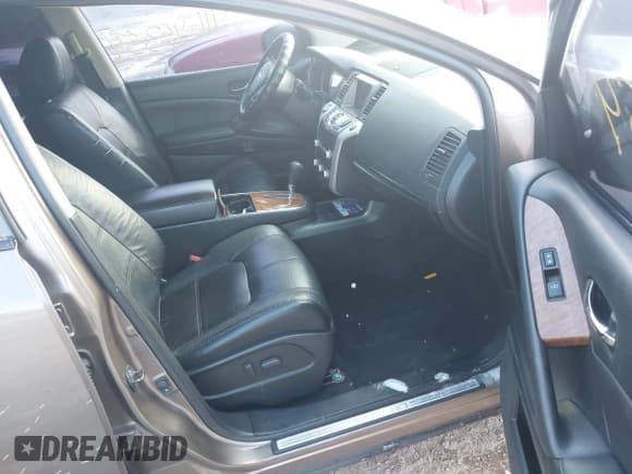 ✅ 2011 Nissan Murano SV • VIN: JN8AZ1MW5BW155551 • Lot: 41645354. Listed on IAAI with 224,321 mi. Free auction sales archive from the USA and detailed vehicle history report at DreamBid. Image 5.