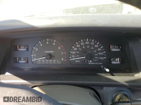 ✅ 1997 Toyota T100 SR5 • VIN: JT4TN14D4V0035858 • Лот: 70205665. Опубликован ранее на Copart с пробегом 211 097 миль. Бесплатный доступ к архиву аукционных продаж из США и подробный отчёт об истории автомобиля на DreamBid. Изображение 9.