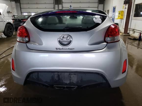 2012 Hyundai Veloster w/Red Int с VIN KMHTC6AD4CU058341, выставлен на аукционе Copart как лот 69108484 с пробегом 97 841 миль миль и Чистый • Clean title. История ставок и продаж доступна на DreamBid. Изображение 6.