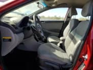 ✅ 2017 Hyundai Accent SE • VIN: KMHCT4AE4HU254588 • Лот: 77646634. Опубликован ранее на Copart с пробегом 98 088 миль. Бесплатный доступ к архиву аукционных продаж из США и подробный отчёт об истории автомобиля на DreamBid. Изображение 7.