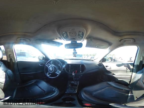 ✅ 2018 Jeep Compass Limited • VIN: 3C4NJDCB7JT199379 • Лот: 43129299. Опубликован ранее на IAAI с пробегом 115 311 миль. Бесплатный доступ к архиву аукционных продаж из США и подробный отчёт об истории автомобиля на DreamBid. Изображение 19.