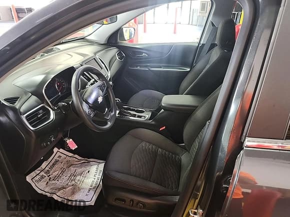 ✅ 2021 Chevrolet Equinox LT • VIN: 2GNAXKEV5M6129274 • Lot: 42570919. Wystawiony na IAAI z przebiegiem 79 245 mil. Bezpłatny archiwum sprzedaży aukcyjnych z USA i szczegółowy raport historii pojazdu na DreamBid. Zdjęcie 1.