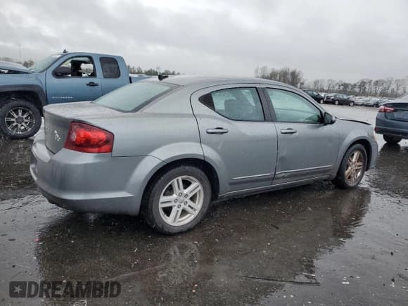 ✅ 2012 Dodge Avenger SXT • VIN: 1C3CDZCB0CN144274 • Лот: 70305594. Опубликован ранее на Copart с пробегом 117 187 миль. Бесплатный доступ к архиву аукционных продаж из США и подробный отчёт об истории автомобиля на DreamBid. Изображение 3.