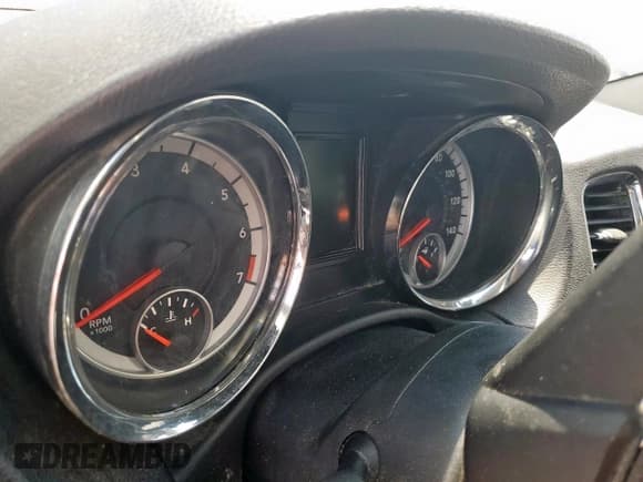 ✅ 2013 Dodge Durango SXT • VIN: 1C4RDHAG8DC685469 • Lot: 69197375. Wystawiony na Copart z przebiegiem 346 875 mil. Bezpłatny archiwum sprzedaży aukcyjnych z USA i szczegółowy raport historii pojazdu na DreamBid. Zdjęcie 9.