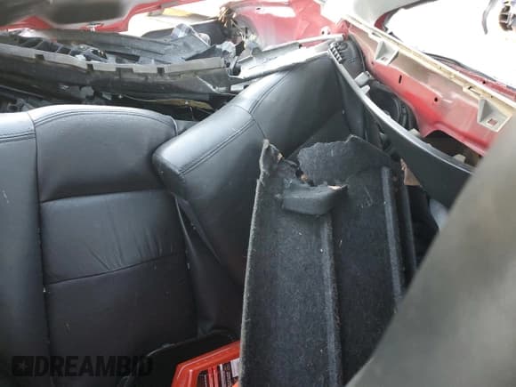 ✅ 1997 Acura Integra GS-R • VIN: JH4DC2383VS000901 • Лот: 42938345. Опубликован ранее на Copart с пробегом 182 163 миль. Бесплатный доступ к архиву аукционных продаж из США и подробный отчёт об истории автомобиля на DreamBid. Изображение 10.