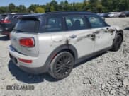 ✅ 2018 MINI Clubman Cooper • VIN: WMWLN5C58J2E34126 • Лот: 71443595. Опубликован ранее на Copart с пробегом 76 122 миль. Бесплатный доступ к архиву аукционных продаж из США и подробный отчёт об истории автомобиля на DreamBid. Изображение 3.