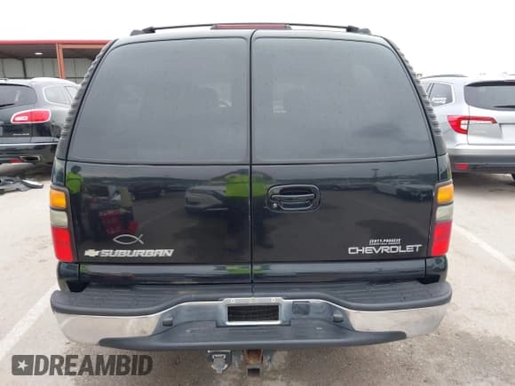 ✅ 2004 Chevrolet Suburban LT • VIN: 1GNFK16ZX4J291419 • Лот: 42163331. Опубликован ранее на IAAI с пробегом 235 054 миль. Бесплатный доступ к архиву аукционных продаж из США и подробный отчёт об истории автомобиля на DreamBid. Изображение 16.