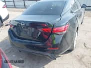 ✅ 2024 Nissan Sentra S • VIN: 3N1AB8BVXRY240524 • Lot: 43519731. Listed on IAAI with 72,539 mi. Free auction sales archive from the USA and detailed vehicle history report at DreamBid. Image 16.