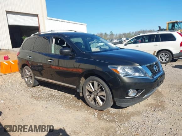 ✅ 2015 Nissan Pathfinder SV • VIN: 5N1AR2MN1FC659316 • Lot: 41771288. Listed on IAAI with 182,040 mi. Free auction sales archive from the USA and detailed vehicle history report at DreamBid. Image 1.