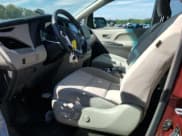 ✅ 2015 Toyota Sienna LE AAS • VIN: 5TDKK3DC1FS563170 • Lot: 81274975. Listed on Copart with 37,287 mi. Free auction sales archive from the USA and detailed vehicle history report at DreamBid. Image 7.