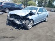 ✅ 2013 Mercedes-Benz E 350 Luxury • VIN: WDDHF5KB3DA678583 • Лот: 42915829. Опубликован ранее на IAAI с пробегом 55 194 миль. Бесплатный доступ к архиву аукционных продаж из США и подробный отчёт об истории автомобиля на DreamBid. Изображение 2.