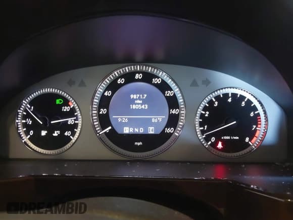 ✅ 2011 Mercedes-Benz GLK 350 • VIN: WDCGG8HB0BF528663 • Lot: 42972379. Listed on IAAI with 180,543 mi. Free auction sales archive from the USA and detailed vehicle history report at DreamBid. Image 7.