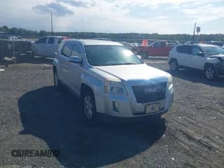 ✅ 2015 GMC Terrain SLE • VIN: 2GKALMEK9F6354097 • Lot: 43212226. Wystawiony na IAAI z przebiegiem 151 624 mil. Bezpłatny archiwum sprzedaży aukcyjnych z USA i szczegółowy raport historii pojazdu na DreamBid. Zdjęcie 1.