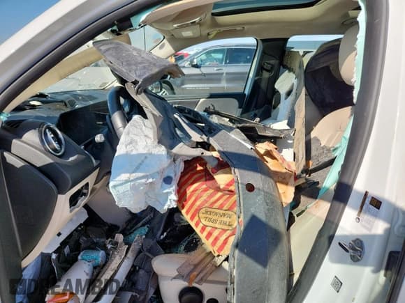 ✅ 2022 Mercedes-Benz EQB 300 • VIN: W1N9M0KB9NN009924 • Lot: 82268015. Listed on Copart with Not provided. Free auction sales archive from the USA and detailed vehicle history report at DreamBid. Image 7.