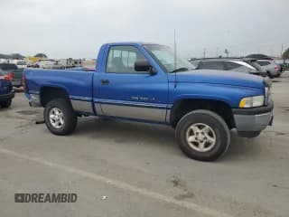 ✅ 1996 Dodge 1500 • VIN: 1B7HF16YXTJ173883 • Лот: 71092674. Опубликован ранее на Copart с пробегом 144 323 миль. Бесплатный доступ к архиву аукционных продаж из США и подробный отчёт об истории автомобиля на DreamBid. Изображение 4.