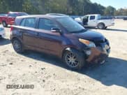 ✅ 2014 Scion xD • VIN: JTKKUPB41E1042144 • Lot: 43443571. Wystawiony na IAAI z przebiegiem 177 160 mil. Bezpłatny archiwum sprzedaży aukcyjnych z USA i szczegółowy raport historii pojazdu na DreamBid. Zdjęcie 1.