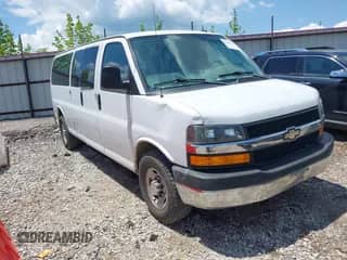 2013 Chevrolet Express Passenger LT с VIN 1GAZG1FG2D1172293, выставлен на аукционе IAAI как лот 42207624 с пробегом 250 537 миль миль и . История ставок и продаж доступна на DreamBid. Изображение 1.