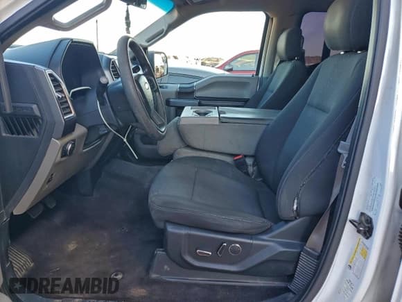 ✅ 2016 Ford F-150 XLT • VIN: 1FTEW1EP1GKE05766 • Лот: 95183305. Опубликован ранее на Copart с пробегом 173 096 миль. Бесплатный доступ к архиву аукционных продаж из США и подробный отчёт об истории автомобиля на DreamBid. Изображение 7.