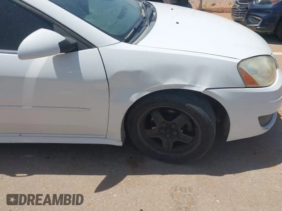 ✅ 2010 Pontiac G6 1SB • VIN: 1G2ZA5E05A4140456 • Lot: 42545153. Wystawiony na IAAI z przebiegiem 195 544 mil. Bezpłatny archiwum sprzedaży aukcyjnych z USA i szczegółowy raport historii pojazdu na DreamBid. Zdjęcie 6.