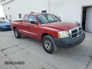 ✅ 2007 Dodge Dakota ST • VIN: 1D7HE22K67S103507 • Лот: 85922855. Опубликован ранее на Copart с пробегом 184 617 миль. Бесплатный доступ к архиву аукционных продаж из США и подробный отчёт об истории автомобиля на DreamBid. Изображение 4.